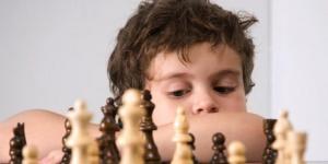 O xadrez está sendo introduzido no currículo escolar obrigatório